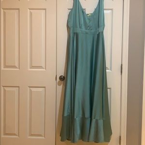 FAME & PARTNERS SAGE GREEN DRESS